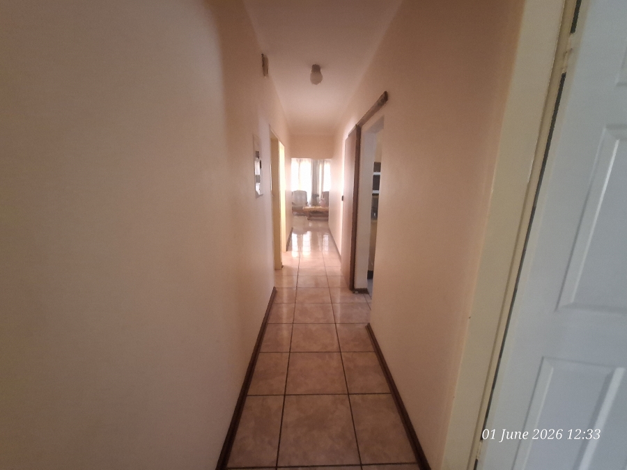 3 Bedroom Property for Sale in Lenville KwaZulu-Natal