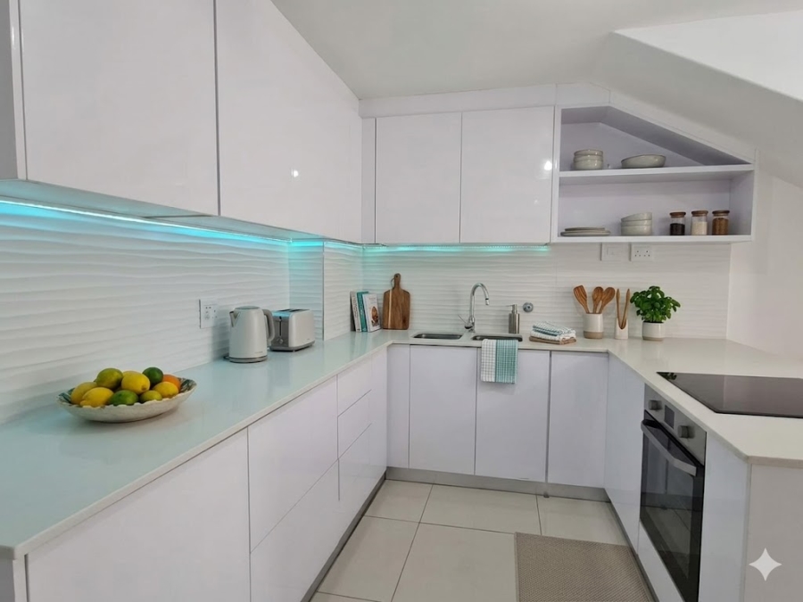 1 Bedroom Property for Sale in Essenwood KwaZulu-Natal