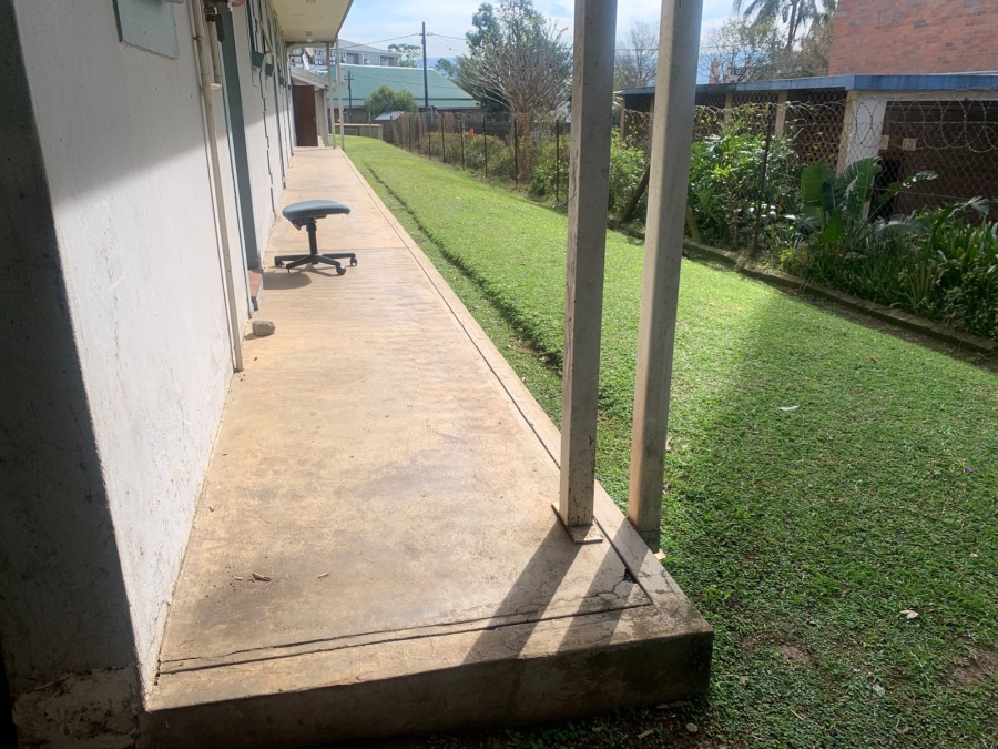 1 Bedroom Property for Sale in Scottsville KwaZulu-Natal