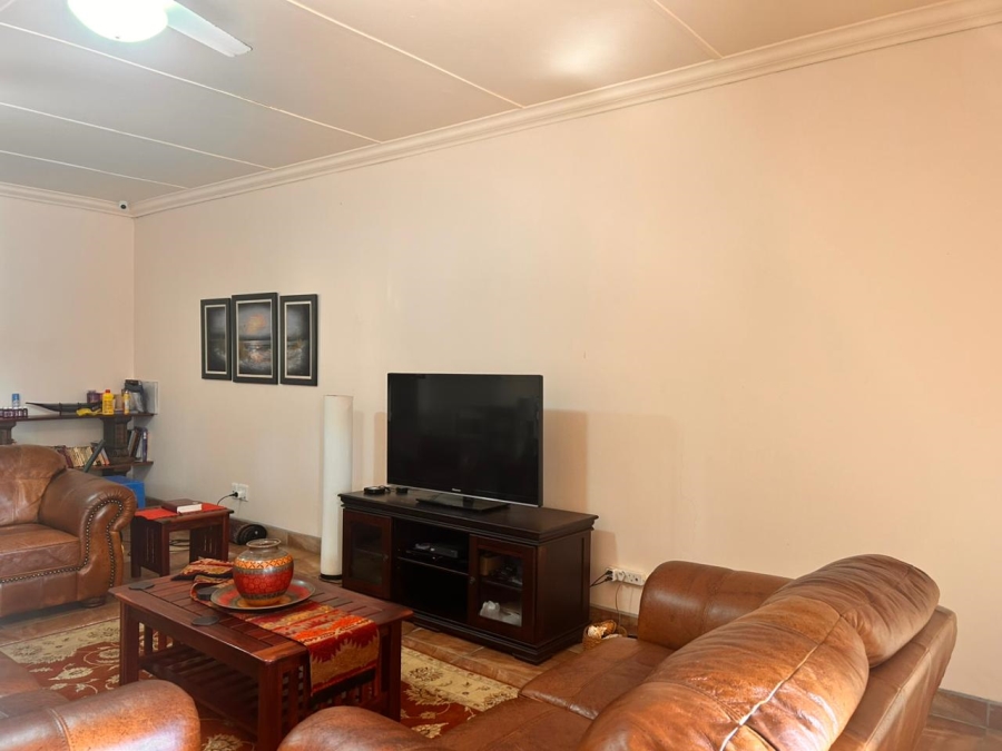 9 Bedroom Property for Sale in Meer En See KwaZulu-Natal