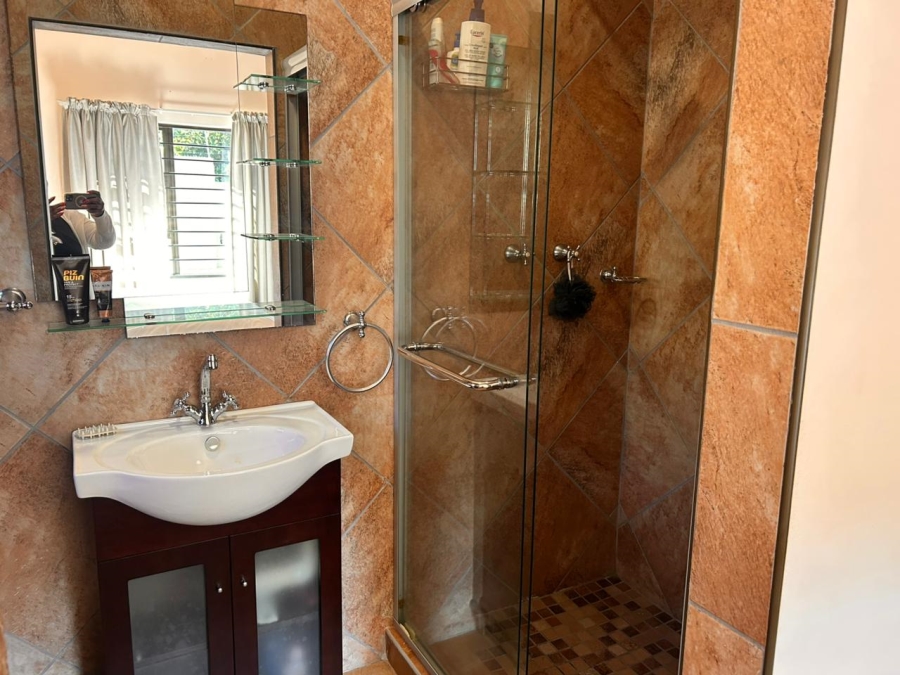 9 Bedroom Property for Sale in Meer En See KwaZulu-Natal