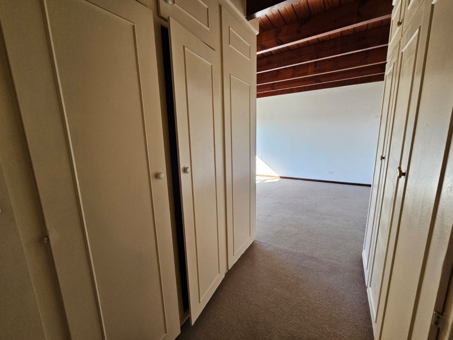 3 Bedroom Property for Sale in Amanzimtoti KwaZulu-Natal