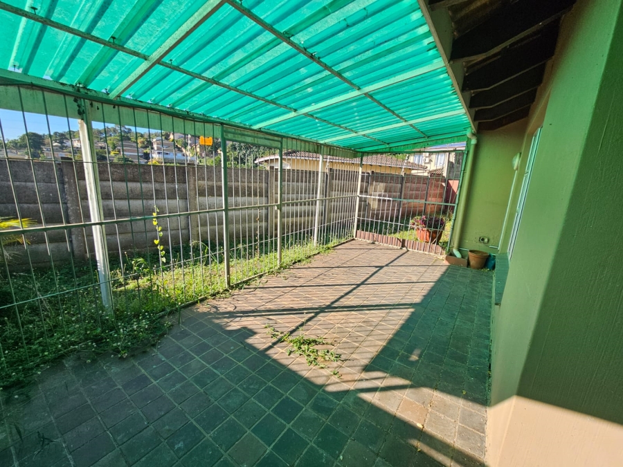 3 Bedroom Property for Sale in Amanzimtoti KwaZulu-Natal