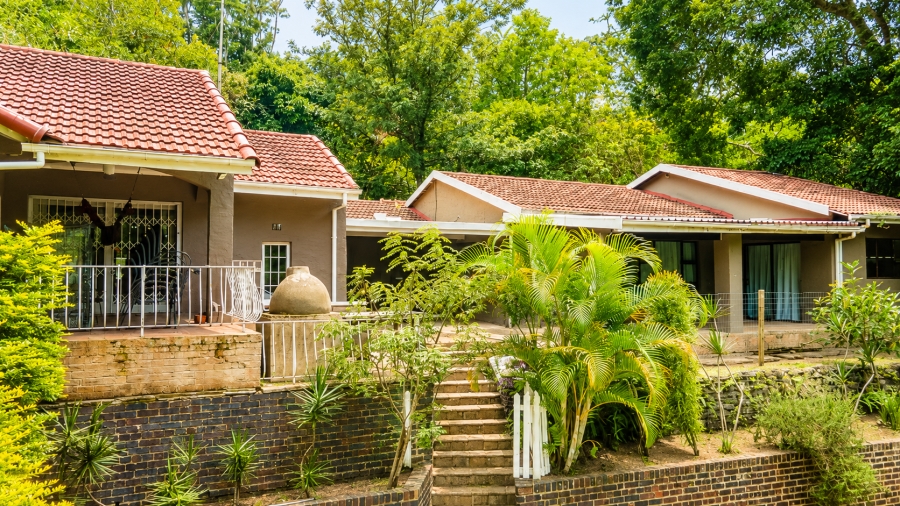 4 Bedroom Property for Sale in Dawncliffe KwaZulu-Natal