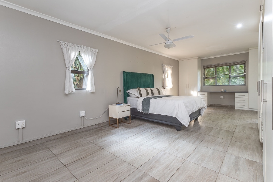4 Bedroom Property for Sale in Dawncliffe KwaZulu-Natal