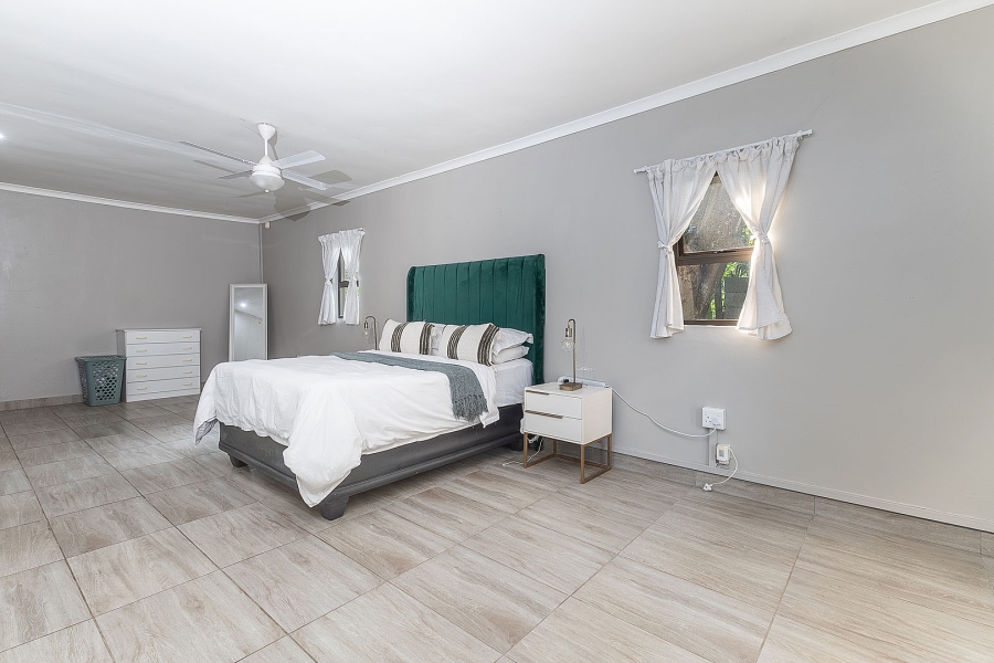 4 Bedroom Property for Sale in Dawncliffe KwaZulu-Natal