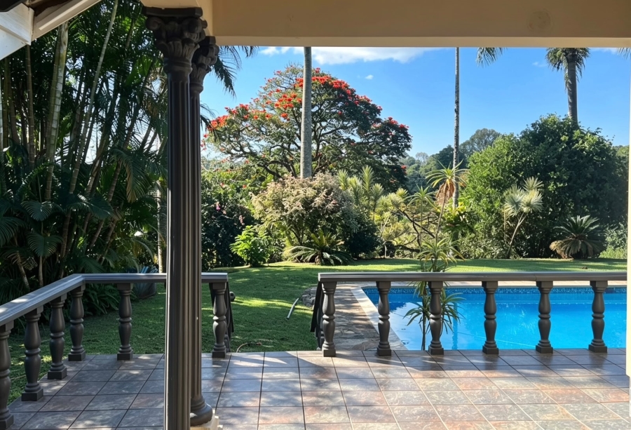 To Let 4 Bedroom Property for Rent in Kloof KwaZulu-Natal