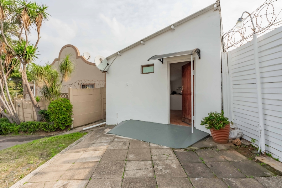 3 Bedroom Property for Sale in Sherwood KwaZulu-Natal