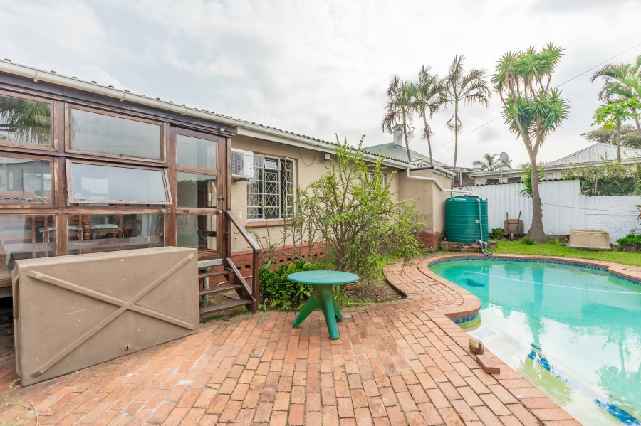 3 Bedroom Property for Sale in Sherwood KwaZulu-Natal