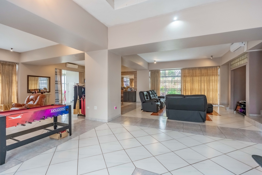 4 Bedroom Property for Sale in Reservoir Hills KwaZulu-Natal