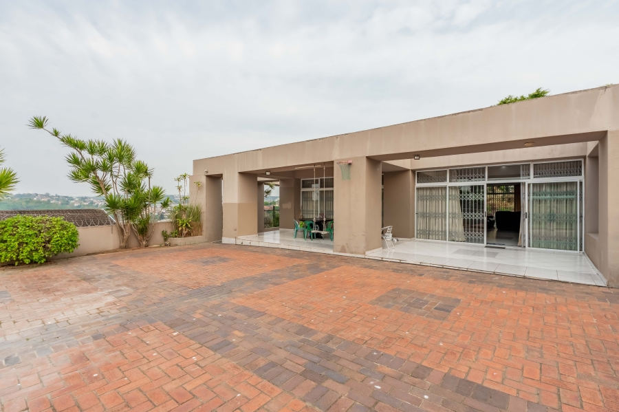 4 Bedroom Property for Sale in Reservoir Hills KwaZulu-Natal
