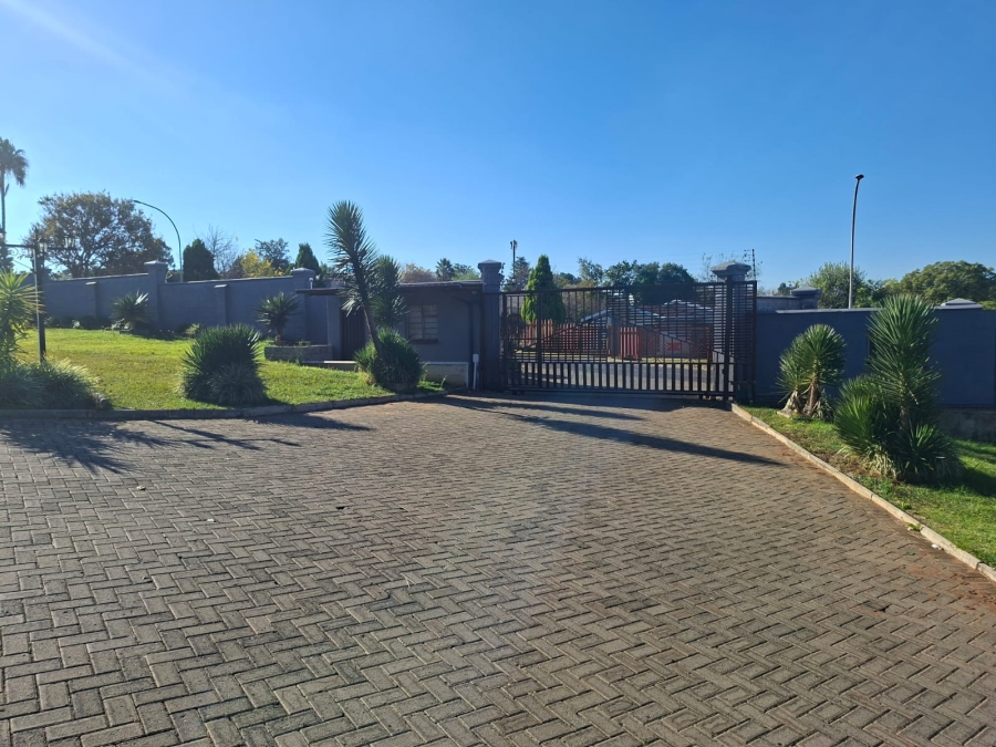 3 Bedroom Property for Sale in Amiel Park KwaZulu-Natal