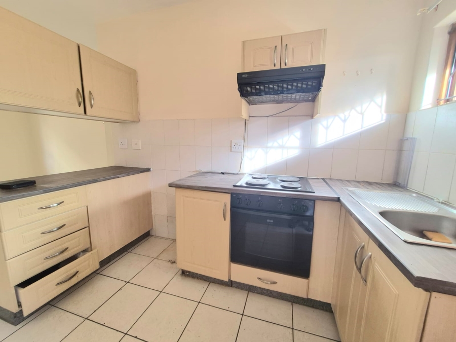 To Let 2 Bedroom Property for Rent in Richem KwaZulu-Natal