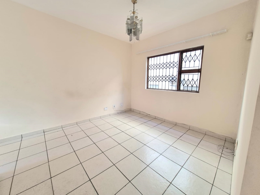 To Let 2 Bedroom Property for Rent in Richem KwaZulu-Natal
