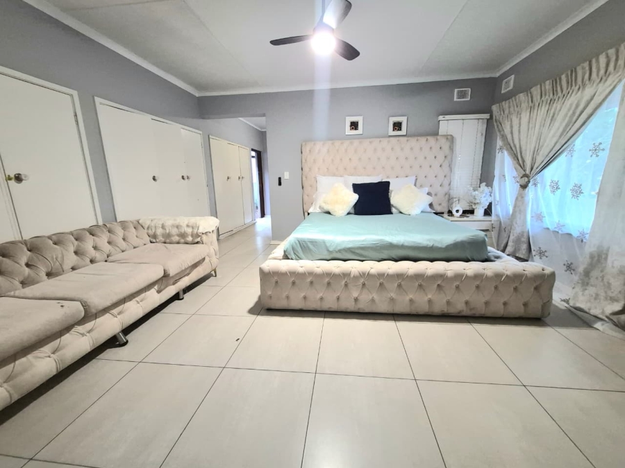 To Let 2 Bedroom Property for Rent in Fairview KwaZulu-Natal