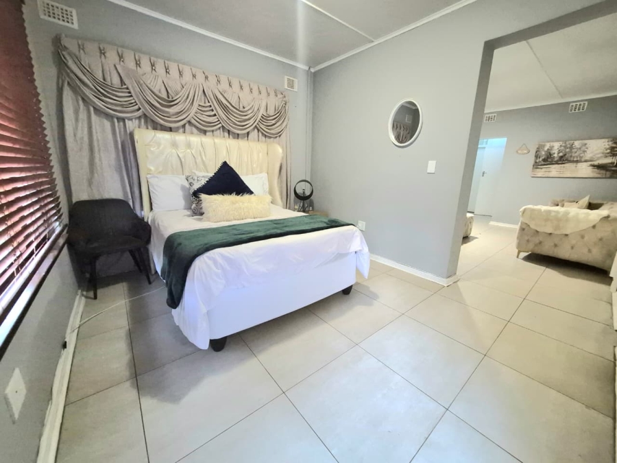 To Let 2 Bedroom Property for Rent in Fairview KwaZulu-Natal