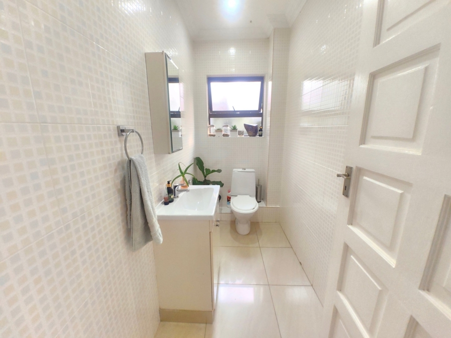 To Let 3 Bedroom Property for Rent in Palm Lakes Estate KwaZulu-Natal