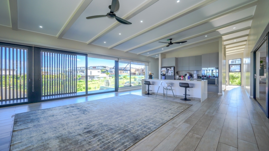 5 Bedroom Property for Sale in Zululami Coastal Estate KwaZulu-Natal