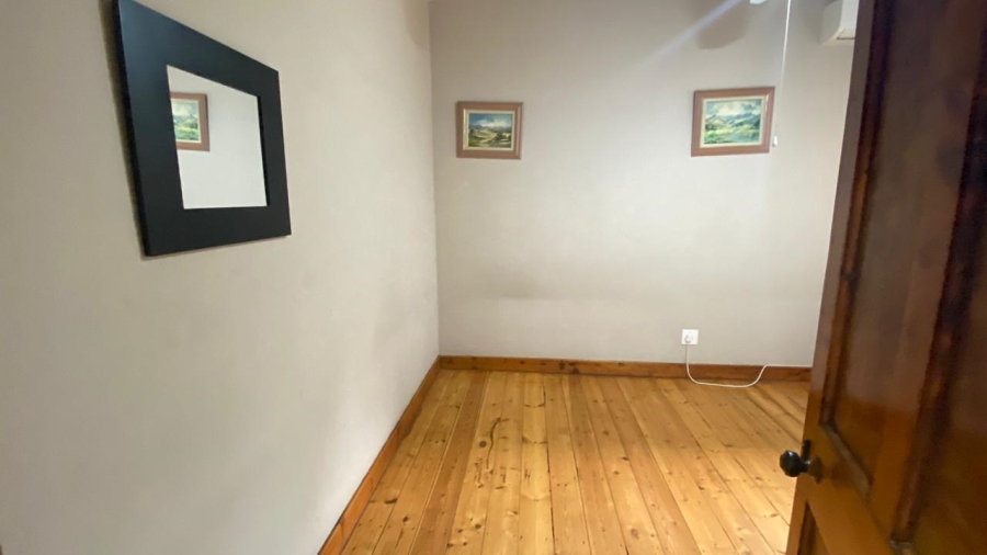 To Let 2 Bedroom Property for Rent in Essenwood KwaZulu-Natal