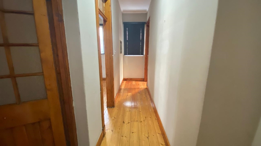 To Let 2 Bedroom Property for Rent in Essenwood KwaZulu-Natal