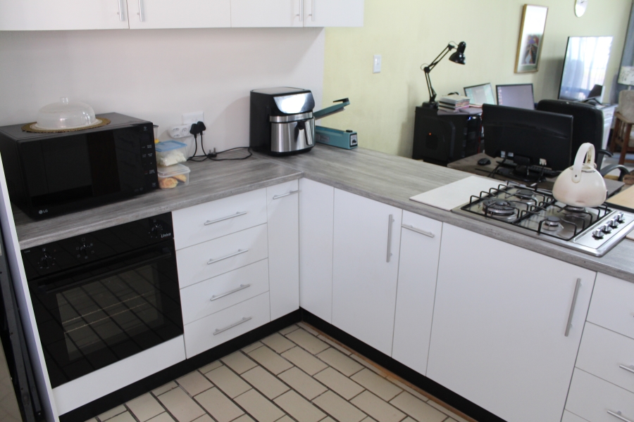 3 Bedroom Property for Sale in Beacon Rocks KwaZulu-Natal
