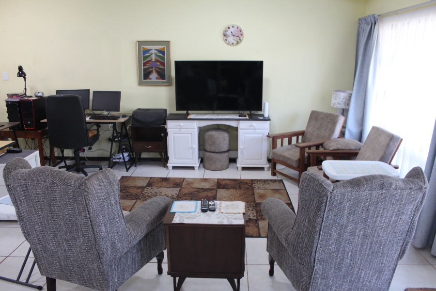 3 Bedroom Property for Sale in Beacon Rocks KwaZulu-Natal
