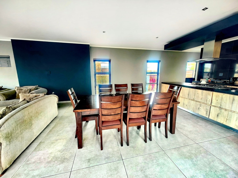 4 Bedroom Property for Sale in Palm Lakes Estate KwaZulu-Natal