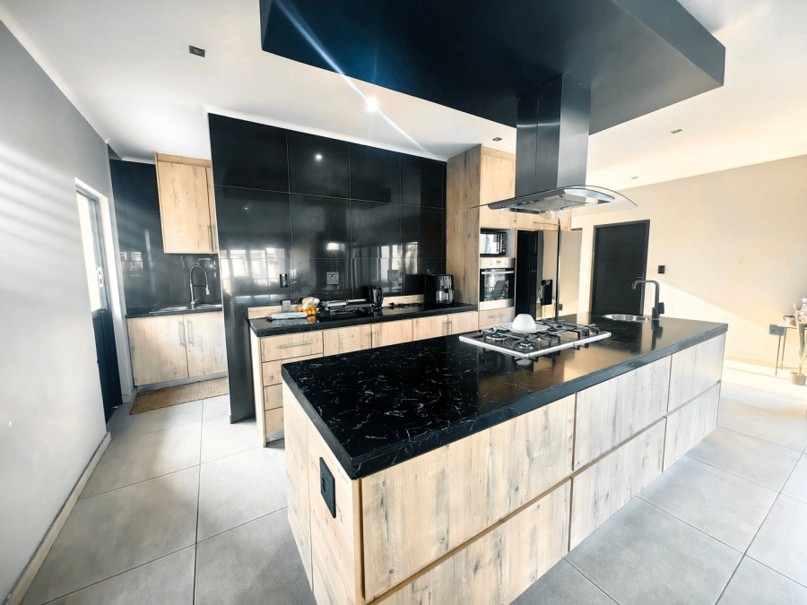 4 Bedroom Property for Sale in Palm Lakes Estate KwaZulu-Natal