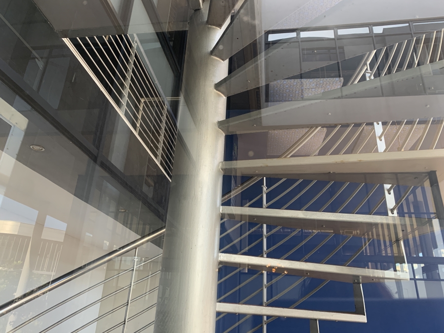 To Let Commercial Property for Rent in La Lucia KwaZulu-Natal