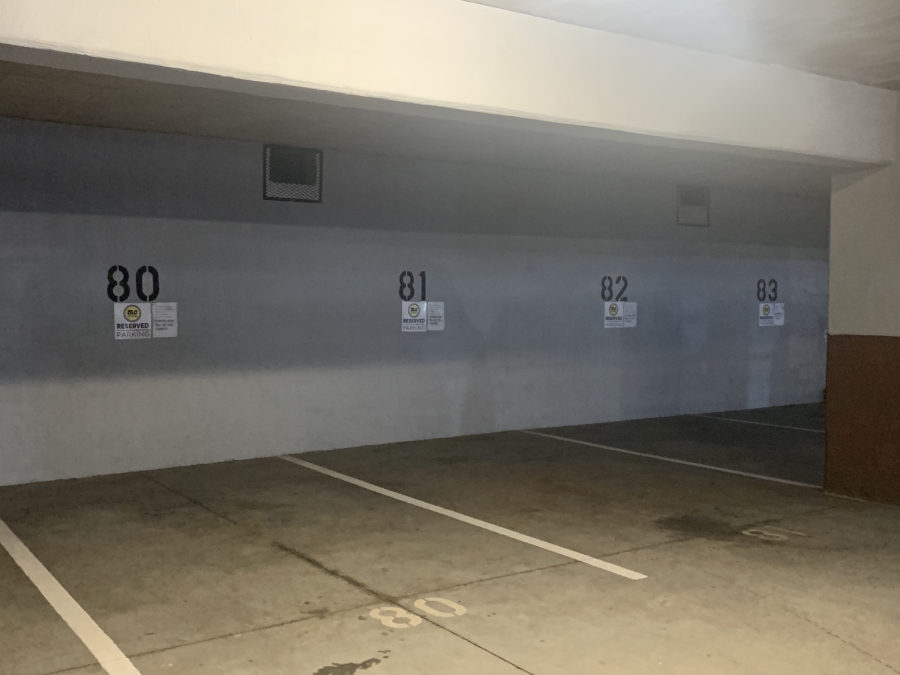 To Let Commercial Property for Rent in La Lucia KwaZulu-Natal