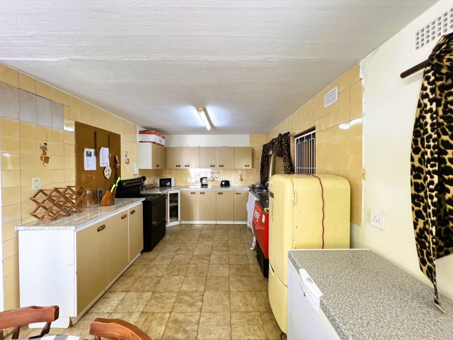 7 Bedroom Property for Sale in Panorama KwaZulu-Natal