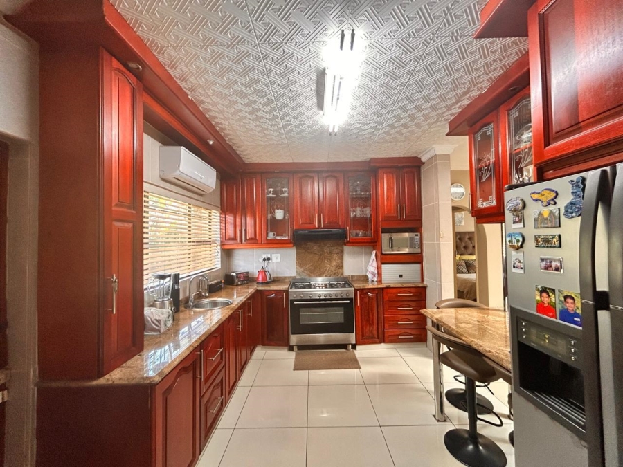 4 Bedroom Property for Sale in Veld En Vlei KwaZulu-Natal