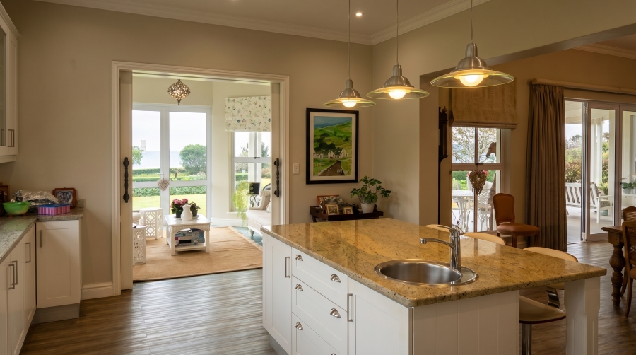 4 Bedroom Property for Sale in Garlington KwaZulu-Natal
