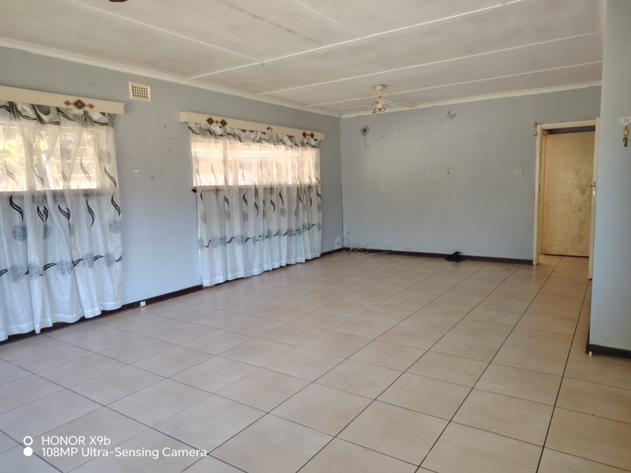 3 Bedroom Property for Sale in Yellowwood Park KwaZulu-Natal