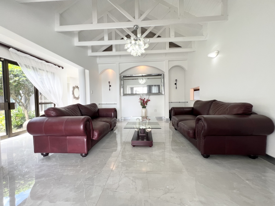 5 Bedroom Property for Sale in Meer En See KwaZulu-Natal