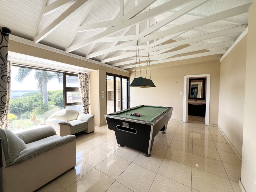 5 Bedroom Property for Sale in Meer En See KwaZulu-Natal