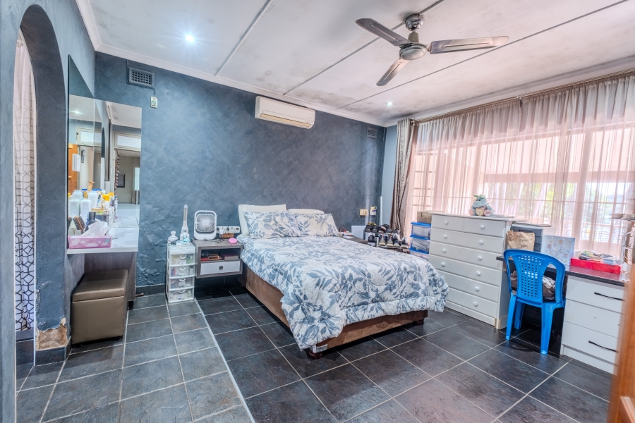 4 Bedroom Property for Sale in Glen Hills KwaZulu-Natal