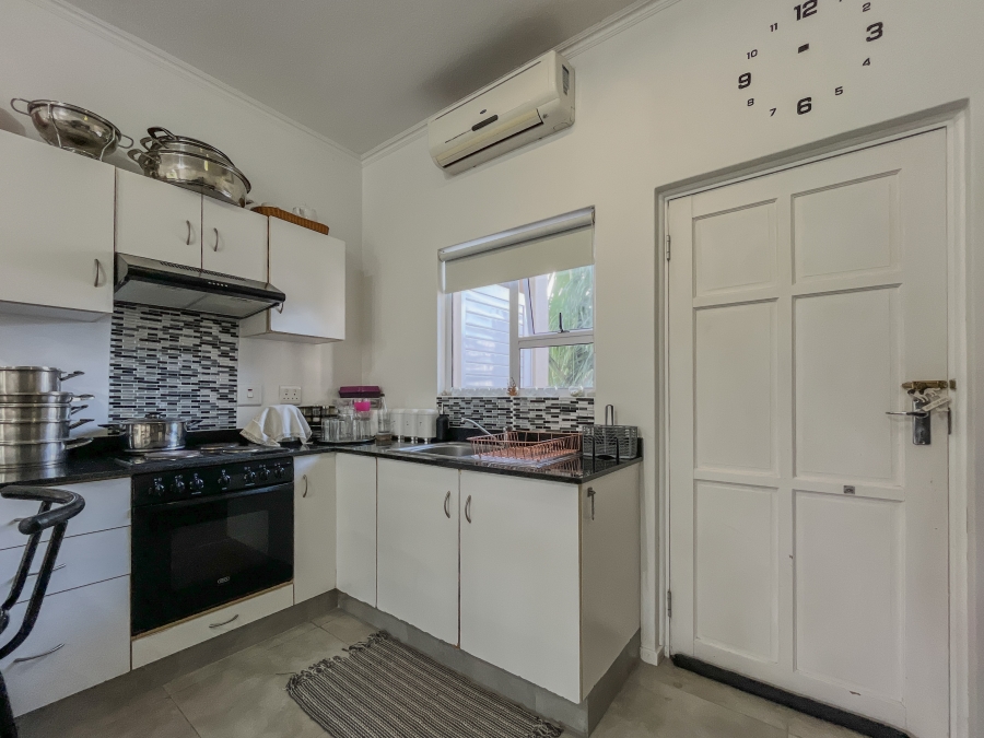 To Let 2 Bedroom Property for Rent in Manor Estates KwaZulu-Natal