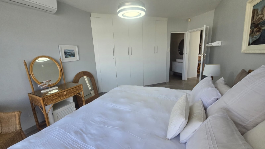 To Let 3 Bedroom Property for Rent in Compensation Beach KwaZulu-Natal
