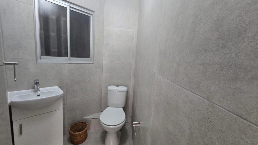 To Let 3 Bedroom Property for Rent in Compensation Beach KwaZulu-Natal