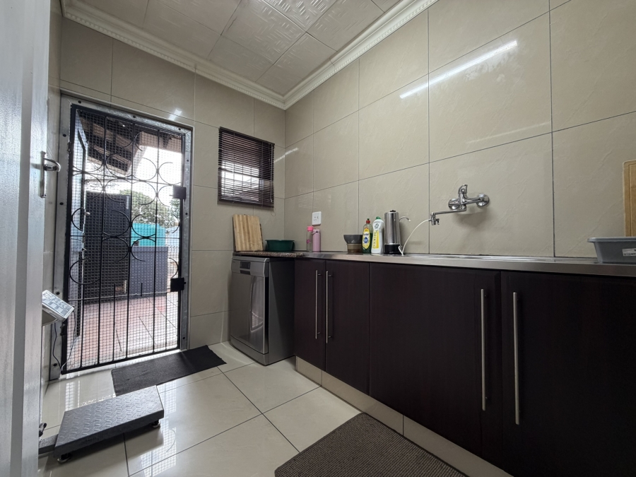 3 Bedroom Property for Sale in Scottburgh South KwaZulu-Natal
