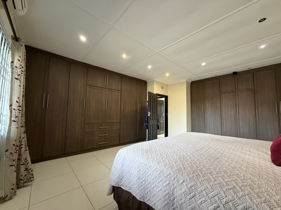 3 Bedroom Property for Sale in Scottburgh South KwaZulu-Natal