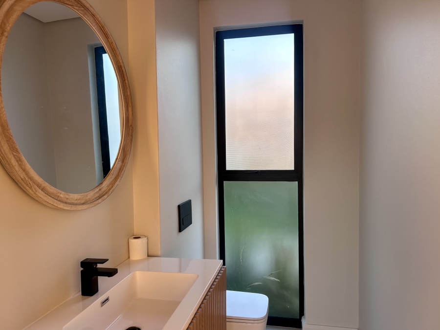 4 Bedroom Property for Sale in Elaleni Coastal Forest Estate KwaZulu-Natal