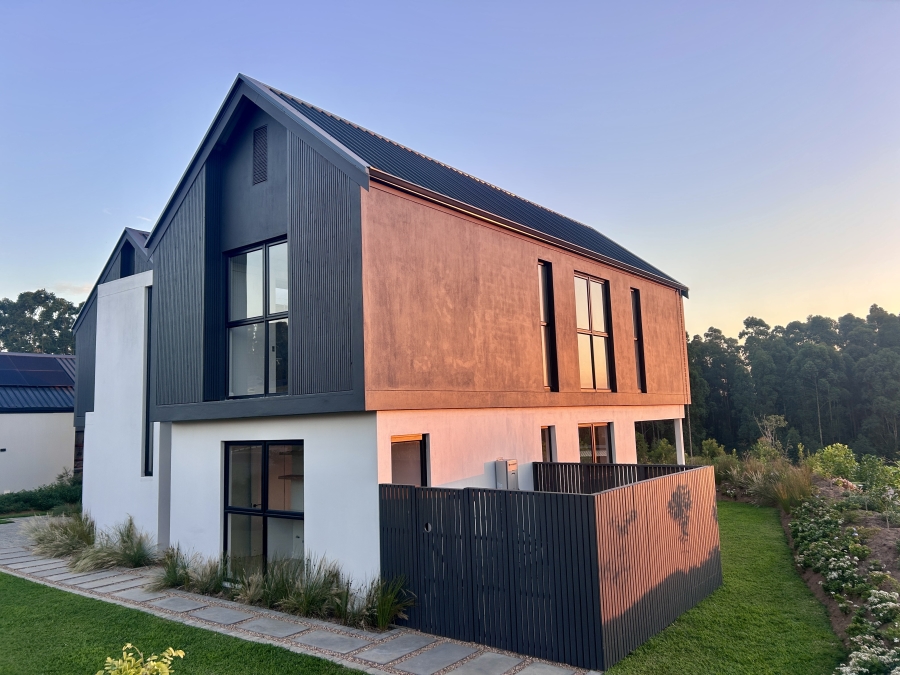 4 Bedroom Property for Sale in Elaleni Coastal Forest Estate KwaZulu-Natal