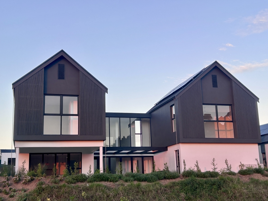 4 Bedroom Property for Sale in Elaleni Coastal Forest Estate KwaZulu-Natal