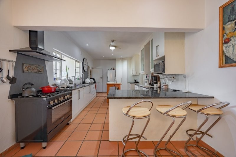 4 Bedroom Property for Sale in Cowies Hill KwaZulu-Natal