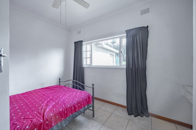 4 Bedroom Property for Sale in Cowies Hill KwaZulu-Natal