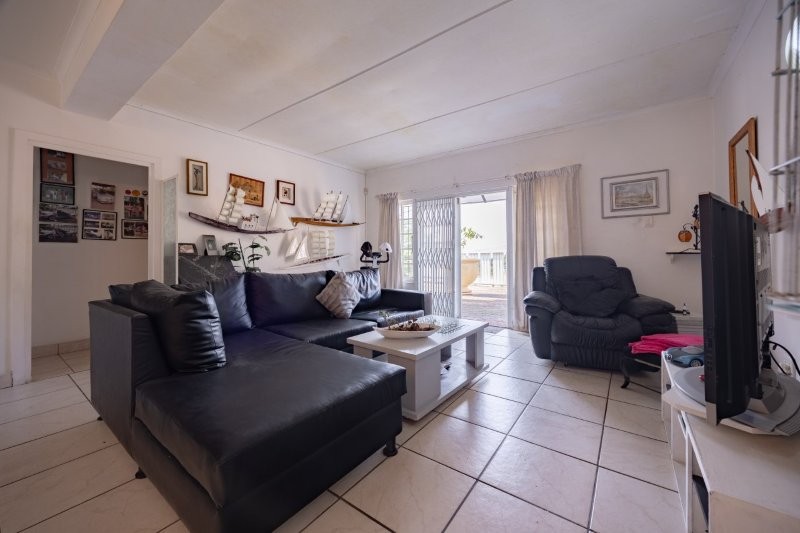 4 Bedroom Property for Sale in Cowies Hill KwaZulu-Natal