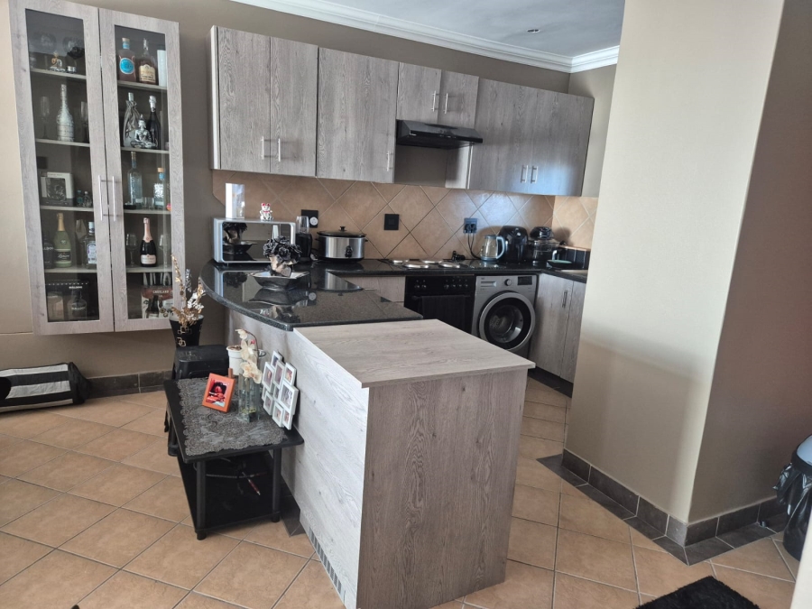 2 Bedroom Property for Sale in Umhlanga Ridge KwaZulu-Natal