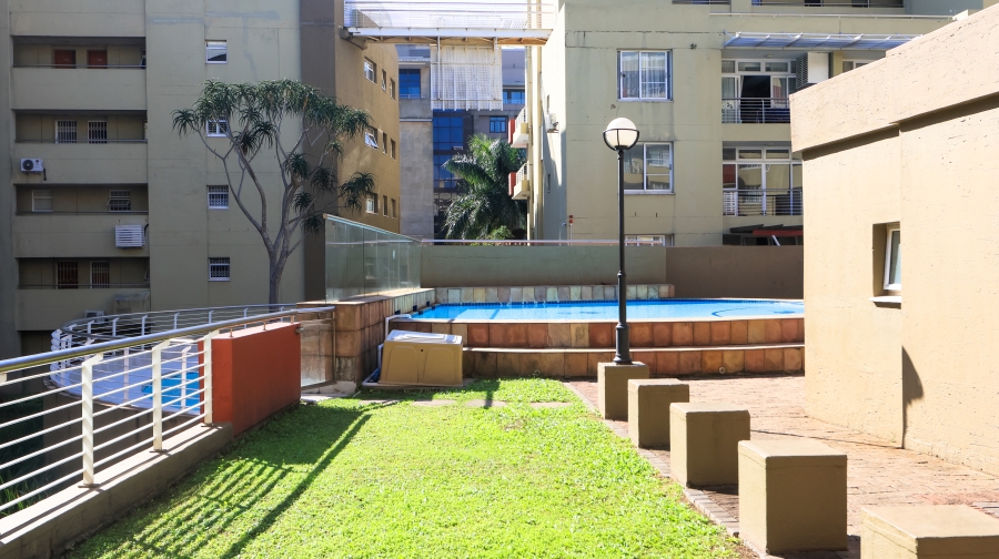 1 Bedroom Property for Sale in New Town Centre KwaZulu-Natal